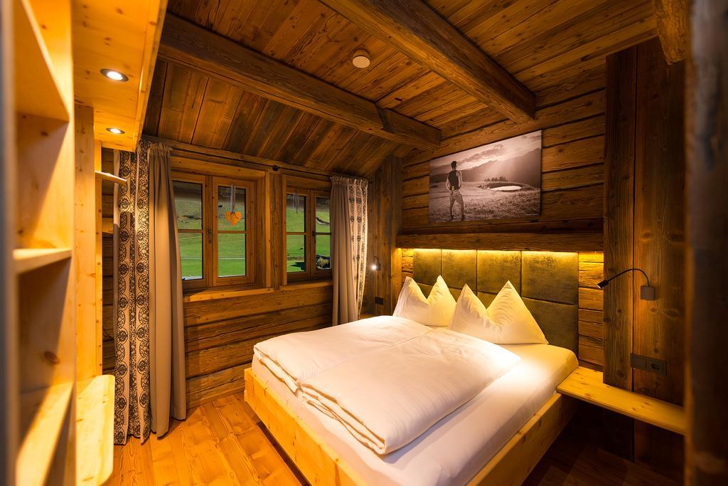 Chaletdorf Auszeit Huttschlag ห้อง รูปภาพ